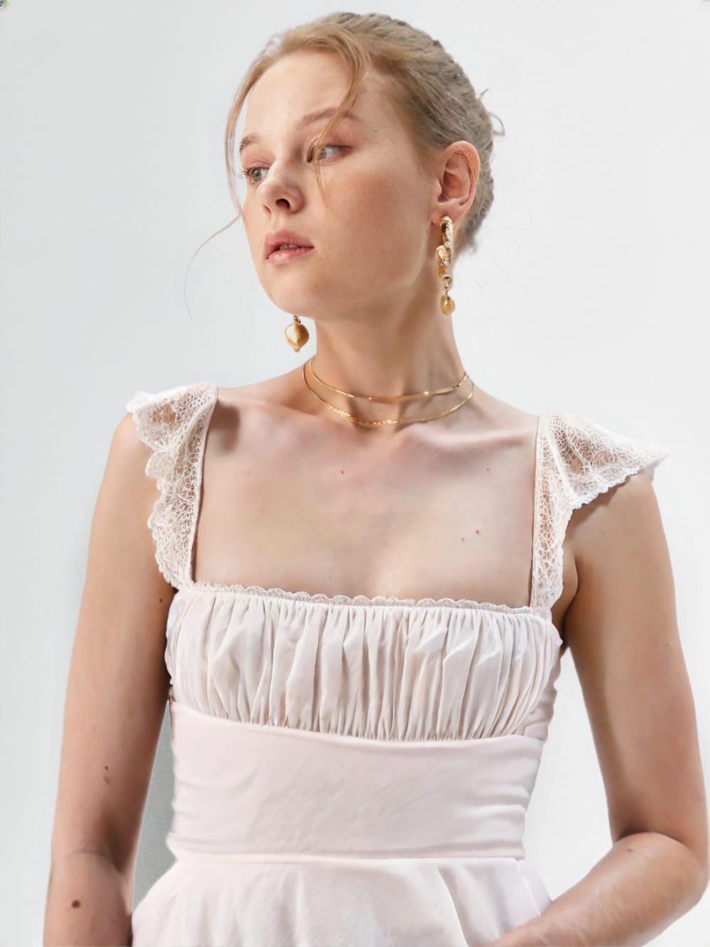 Elegant White Lace Sleeve A-Line Dress